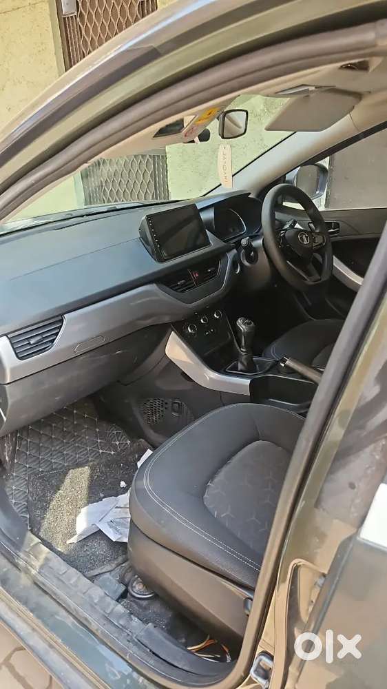 Tata Nexon Aug 2020 Base Model Petrol Well Maintained