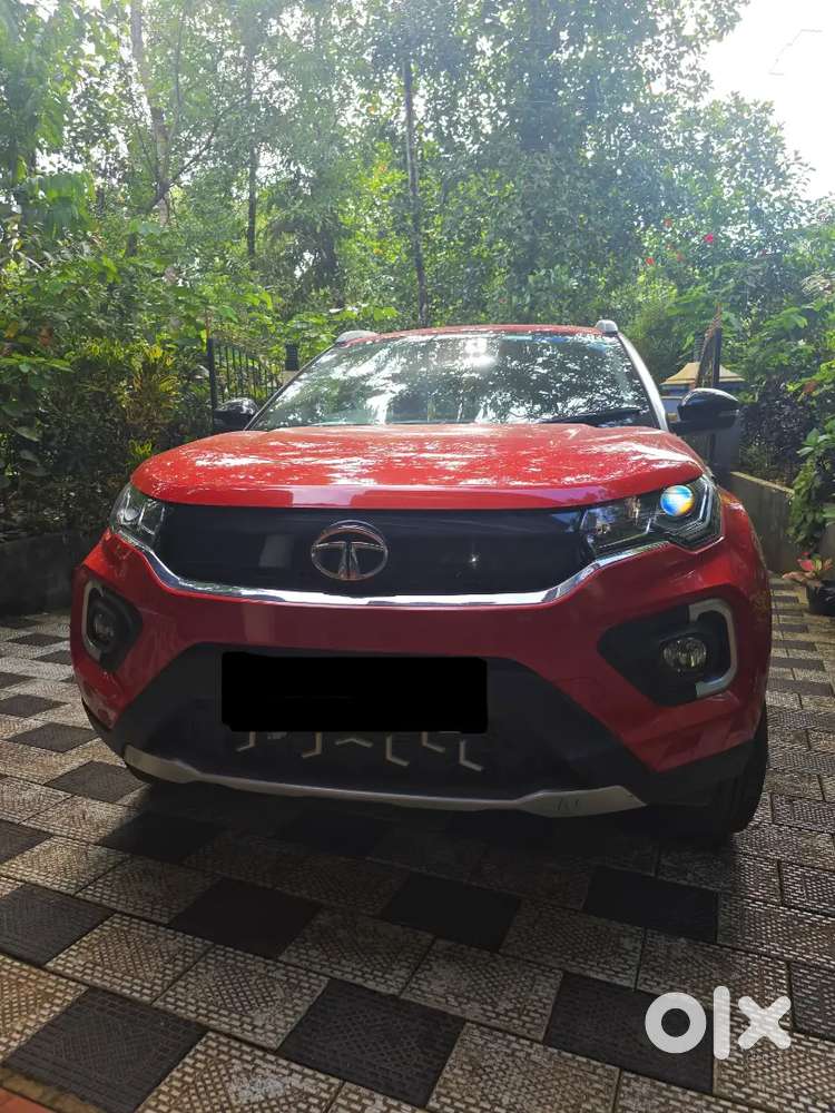 Tata Nexon 2021 With Sunroof Dualtone (full Option)