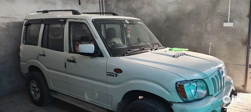 Mahindra Scorpio Classic 2013 Diesel Manual