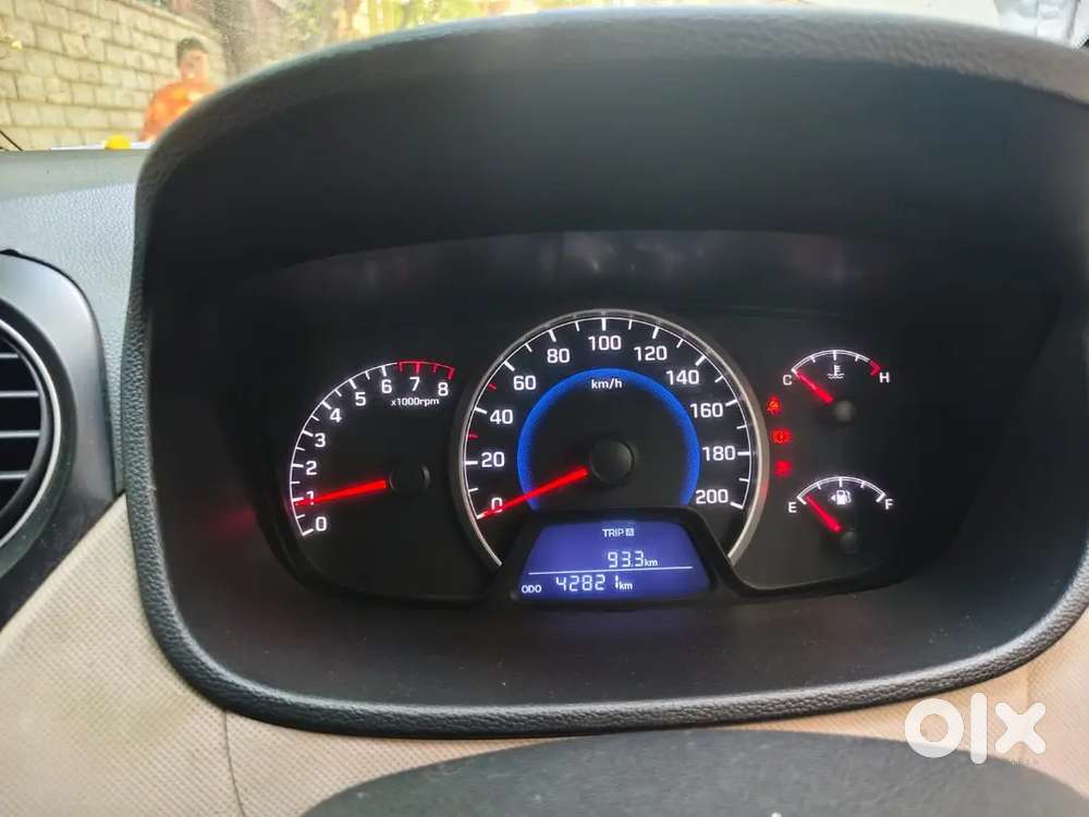 Hyundai I10 2016 Petrol 42500 Km Driven