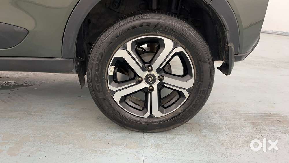 Tata Nexon 1.2 Revotron Xza Plus, 2022, Petrol