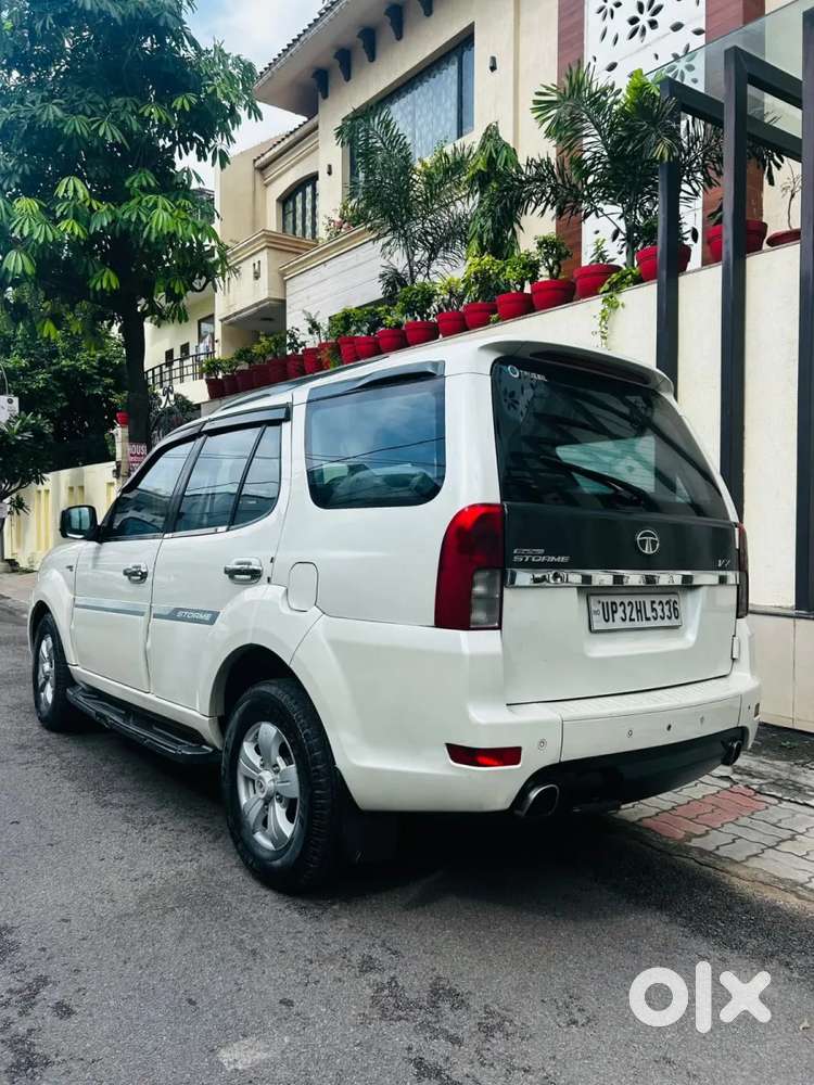Tata Safari Storme Vx, 2016, Diesel