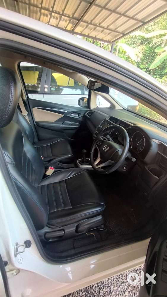 Honda Jazz V Mt 1.2 Petrol , Orchid Pearl White