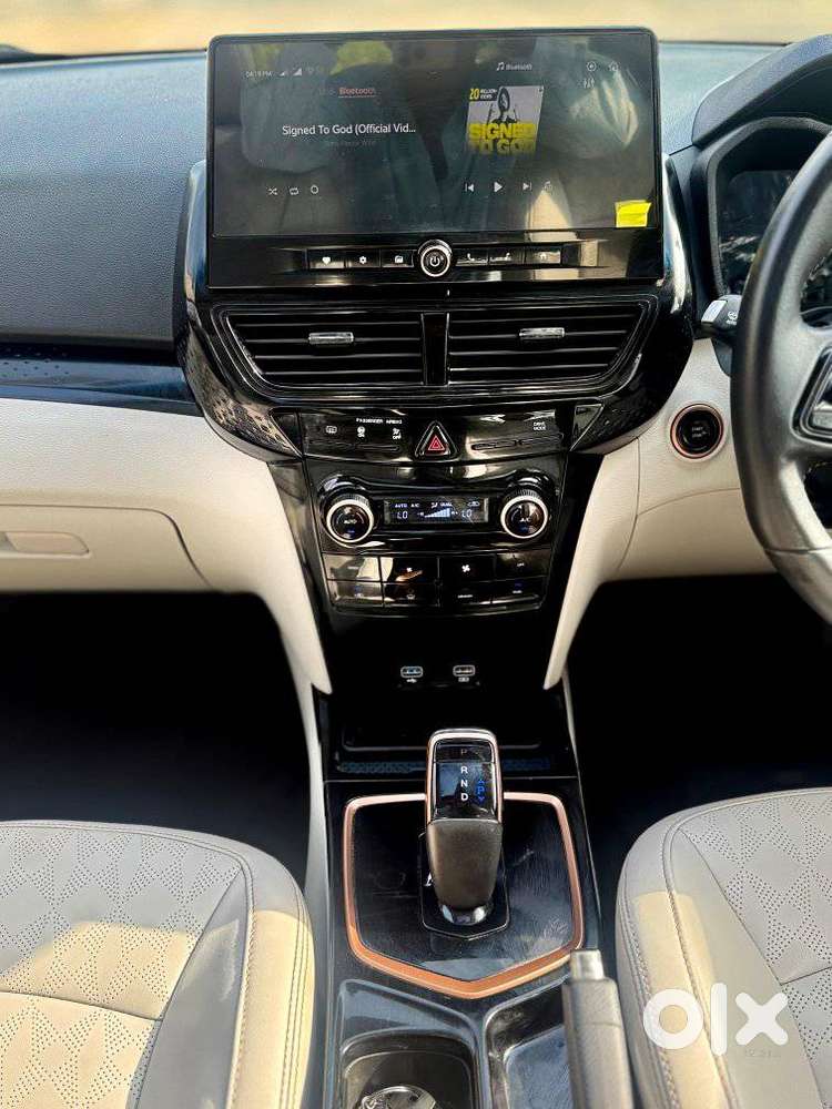 Mahindra Xuv400 Ev El Fast Charger, 2024, Electric