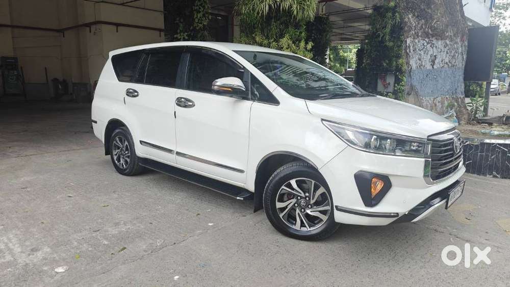 Toyota Innova Crysta [2020-ongoing] 2.4 Vx 8 Str, 2022, Diesel