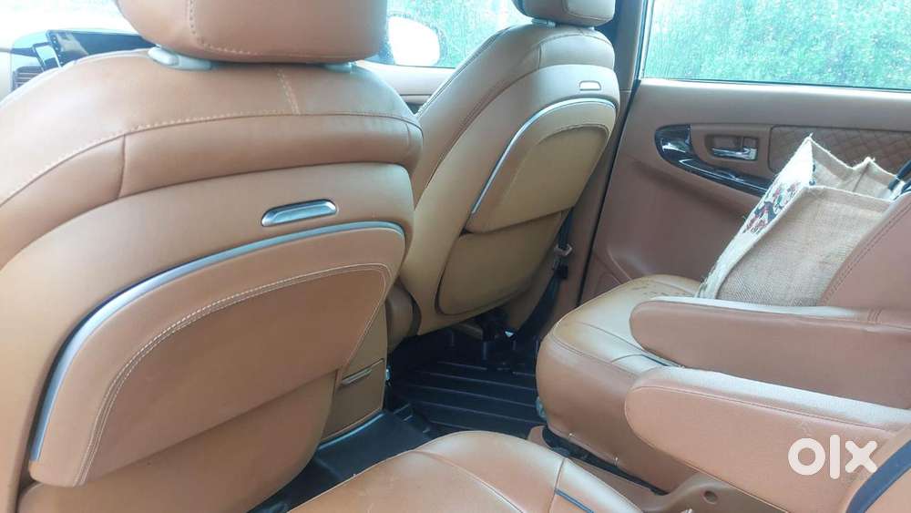 Toyota Innova [ ] 2.5 V Diesel 7 Str, 2014, Diesel