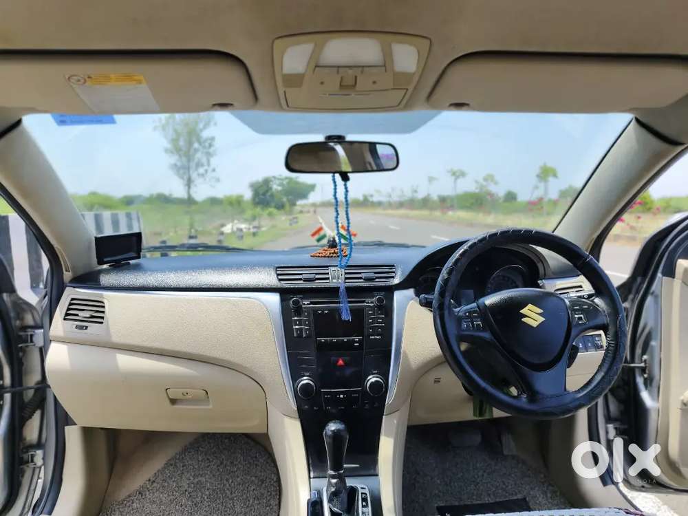 Maruti Suzuki Kizashi Petrol 2013