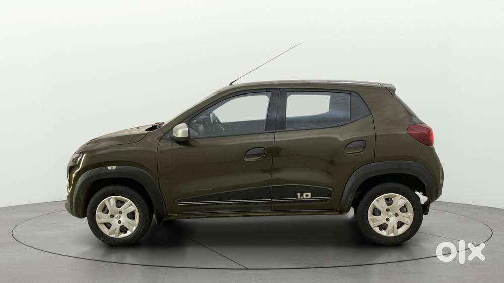 Renault Kwid 1.0 Rxt Amt, 2022, Petrol