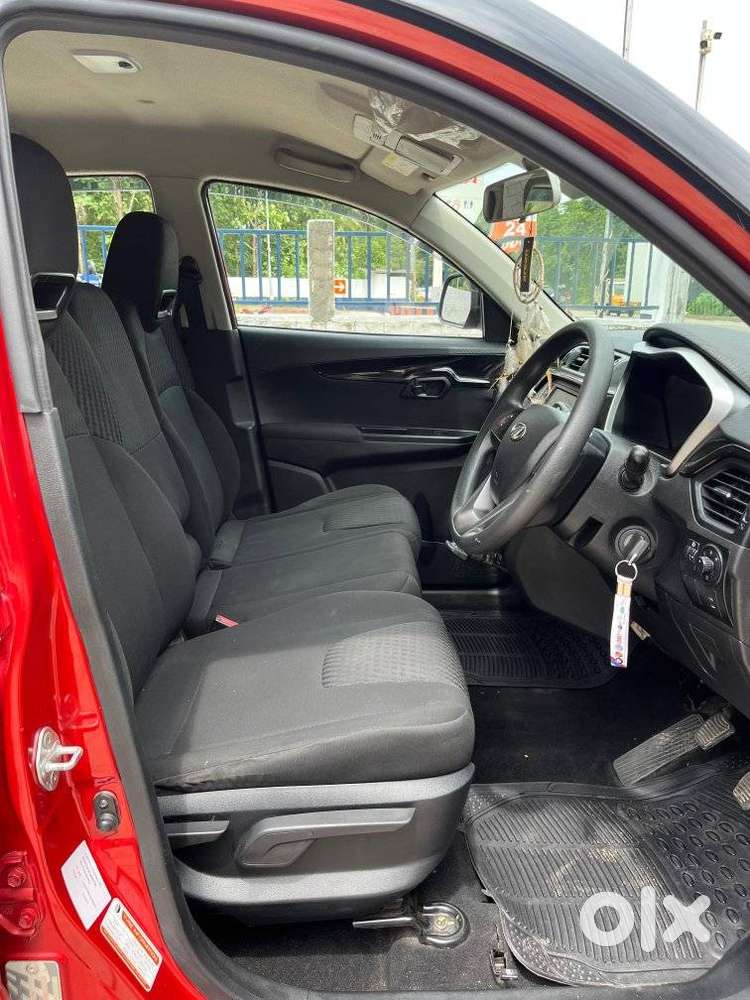 Mahindra Kuv 100 Mfalcon G80 K8, 2018, Petrol