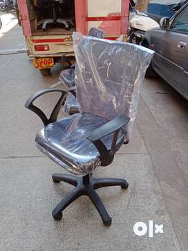 Rotating chair deals olx