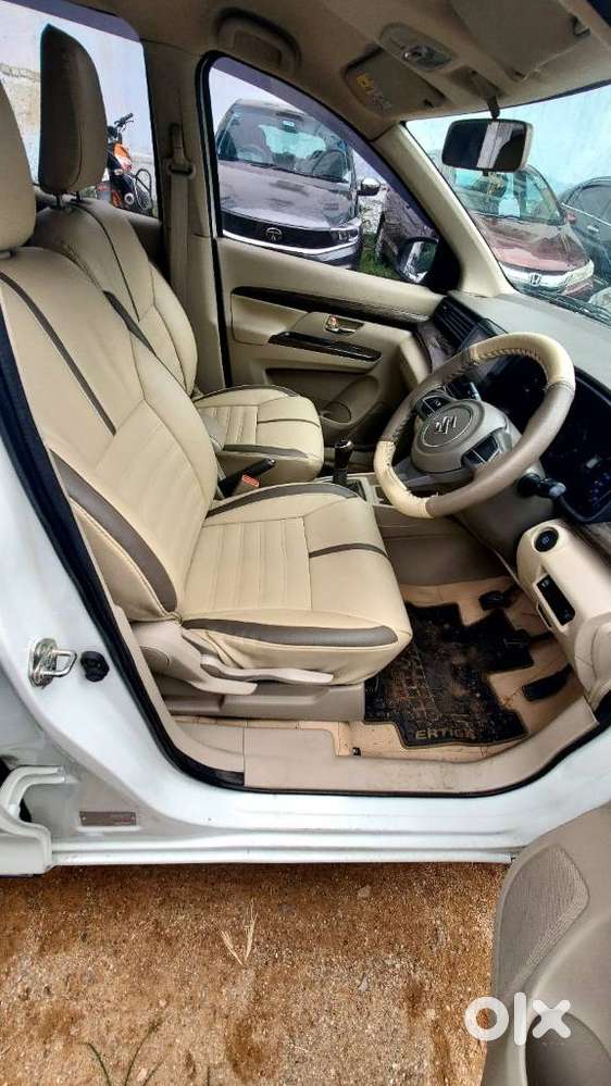 Maruti Suzuki Ertiga Zxi Shvs, 2020, Petrol