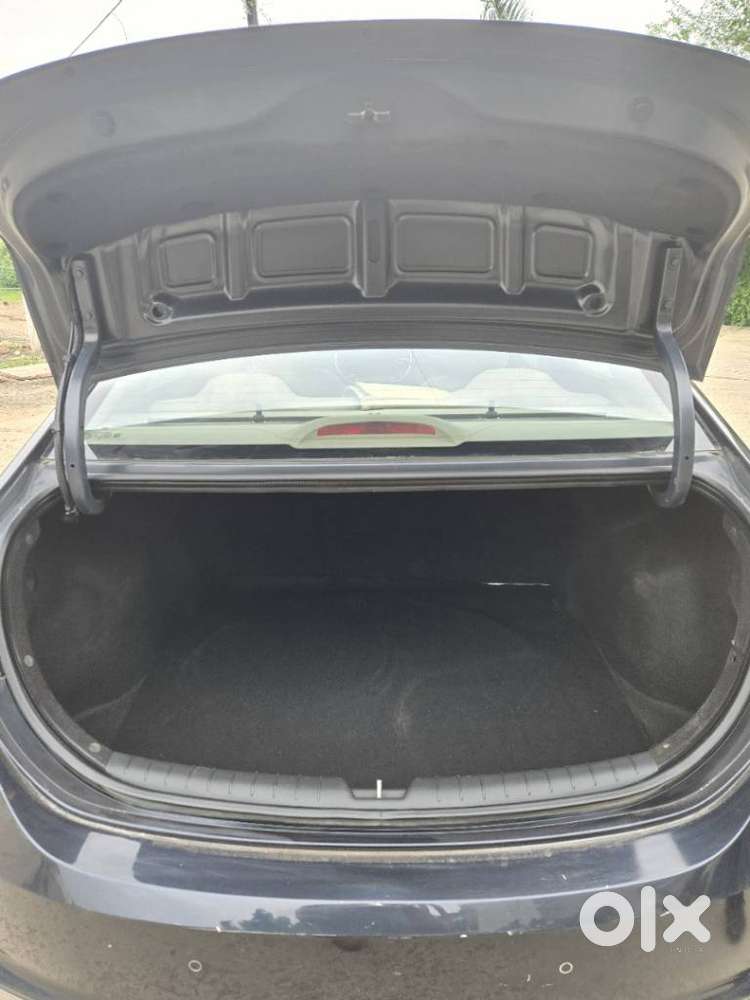 Hyundai Verna 1.5 Sx Petrol Mt, 2021, Petrol