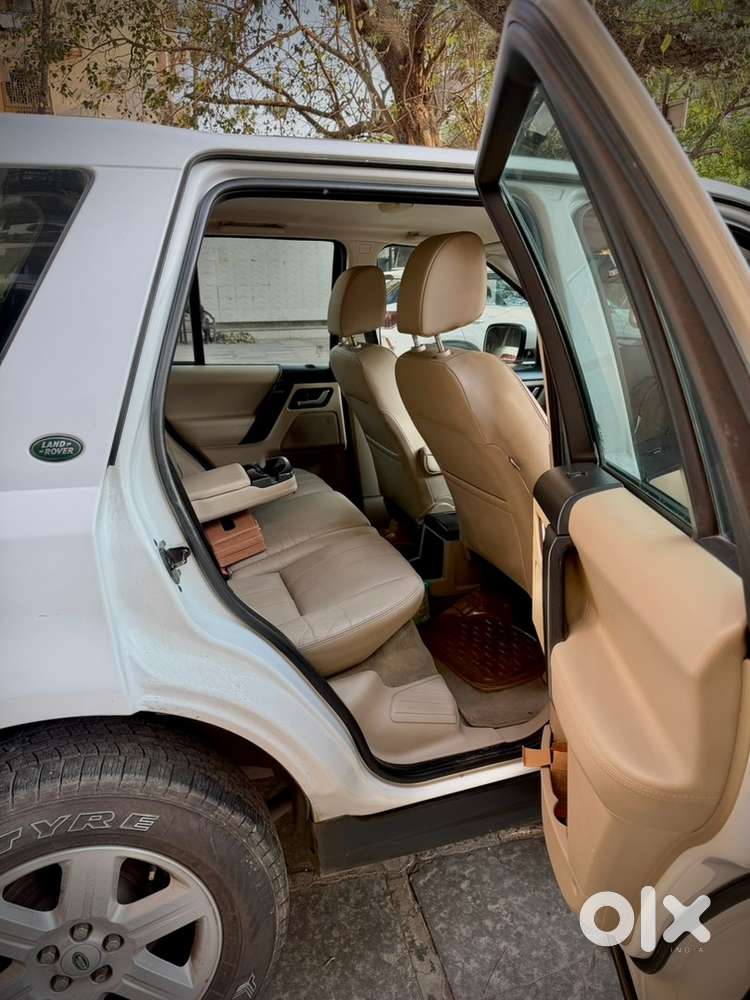 Land Rover Freelander 2 2014, Vvip Number