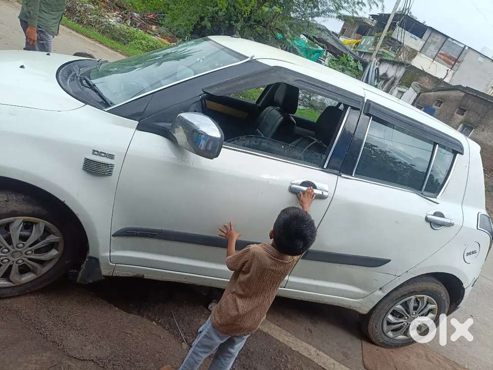 Maruti Suzuki Swift 2011 Diesel 100000 Km Driven