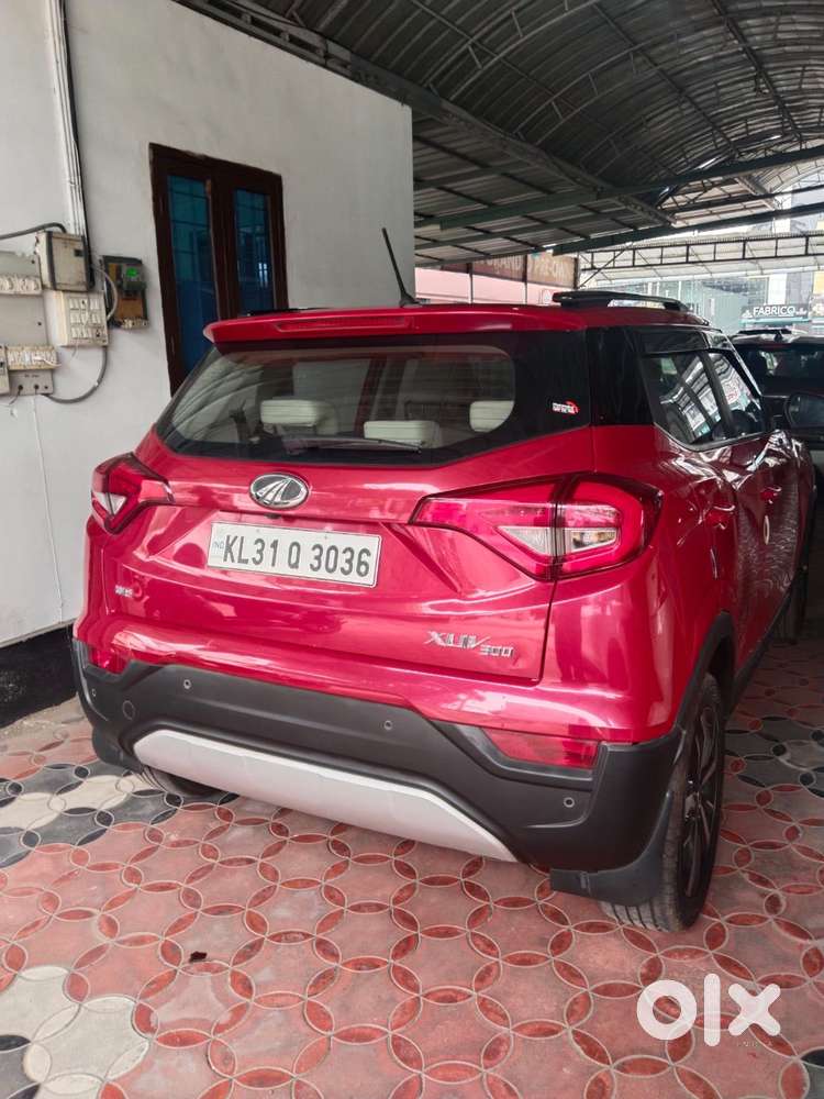 Mahindra Xuv300 W8, 2021, Petrol