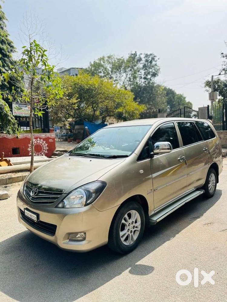 Toyota Innova 2009-2011 2.0 Gx 8 Str, 2011, Diesel