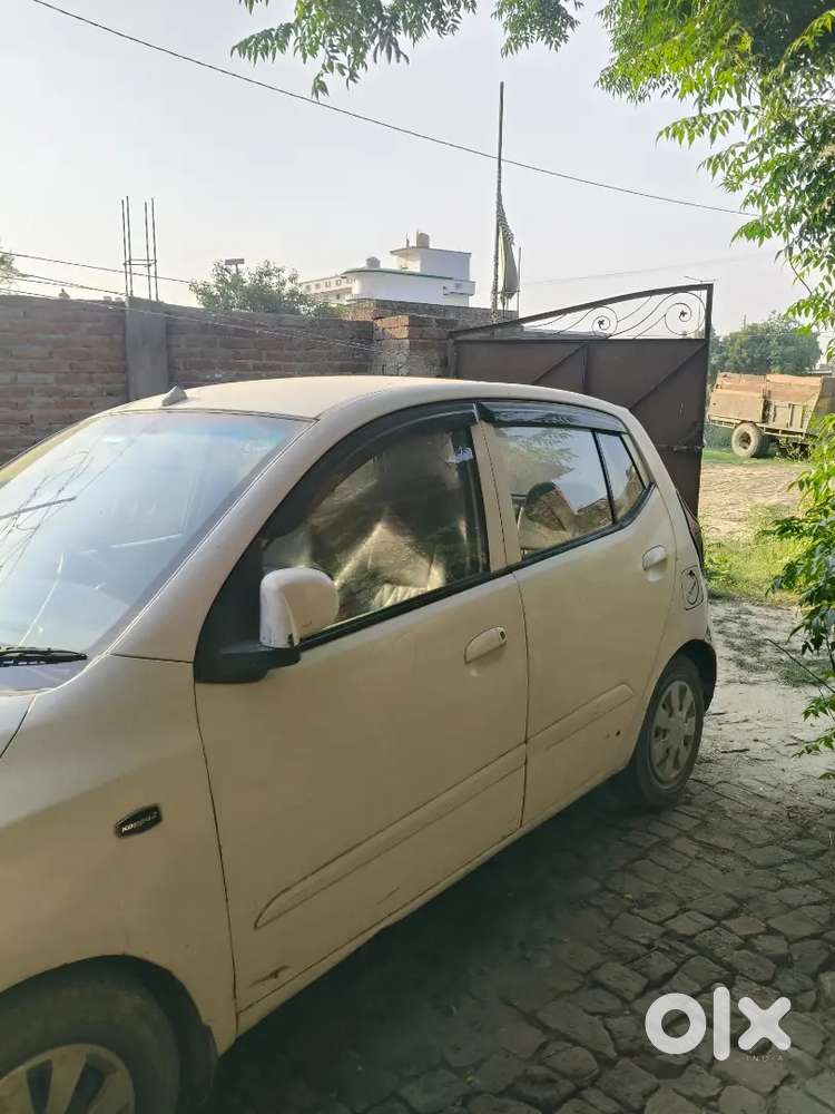 Gadi Me Koi Dikkat Nahi Hai Charo Tayar New Hai