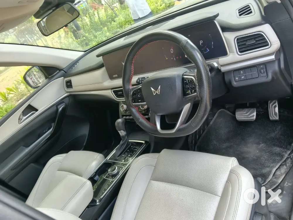 Mahindra Xuv700 Diesel 2023