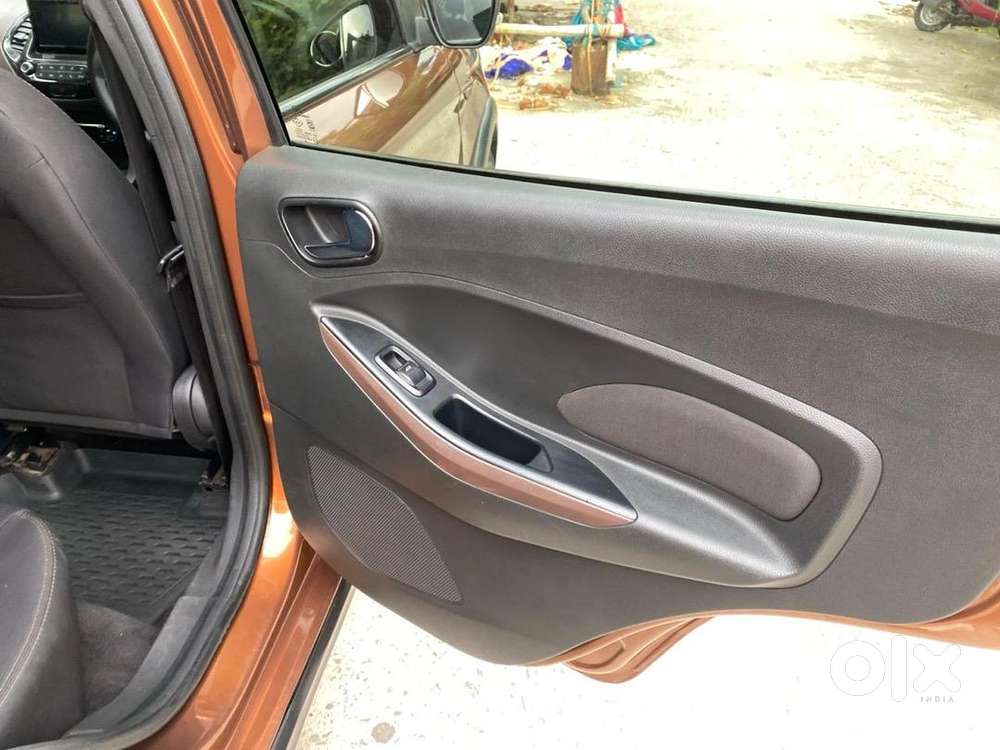Ford Freestyle Petrol Car 2018