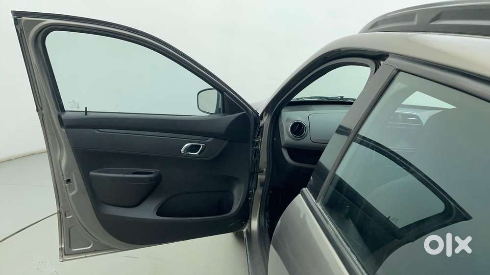 Renault Kwid 1.0 Rxt Sce Special (o), 2019, Petrol