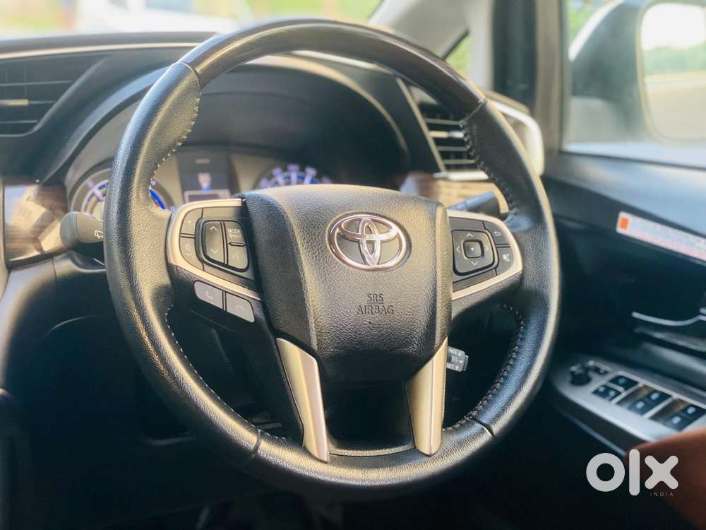 Toyota Innova Crysta Zx 2.4 Diesel 7 Seater, 2022, Diesel