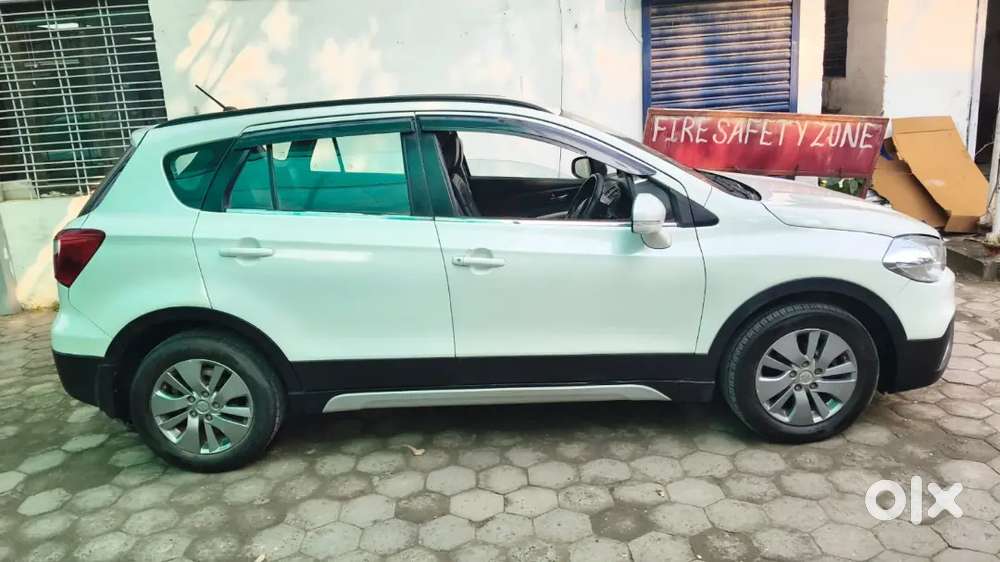 Maruti Suzuki S-cross 2017 Diesel Well Maintained