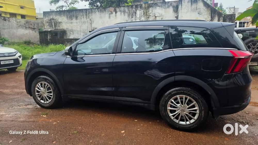 Mahindra Xuv700 Diesel Mt 2025