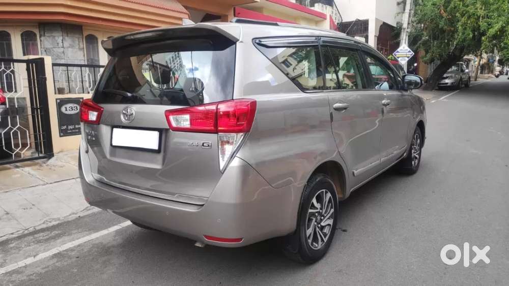 Toyota Innova Crysta 2.4 G Mt 7 Str, 2022, Diesel