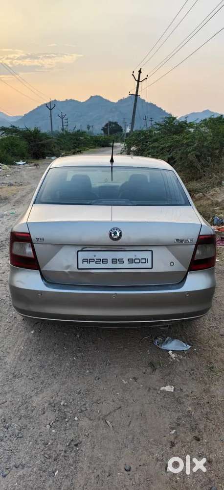 Skoda Rapid Tsi 2012