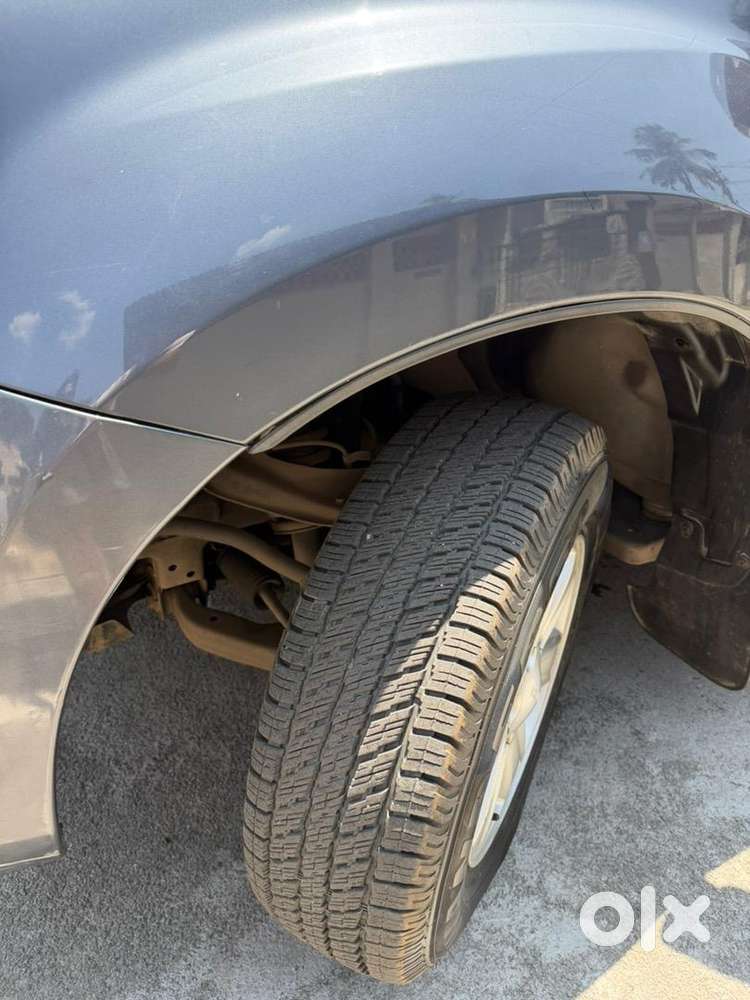 Isuzu V-cross 2016 Diesel Well Maintained