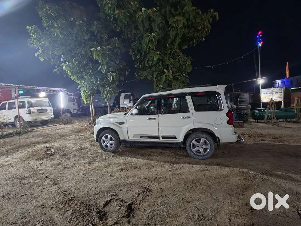 Mahindra Scorpio 12019