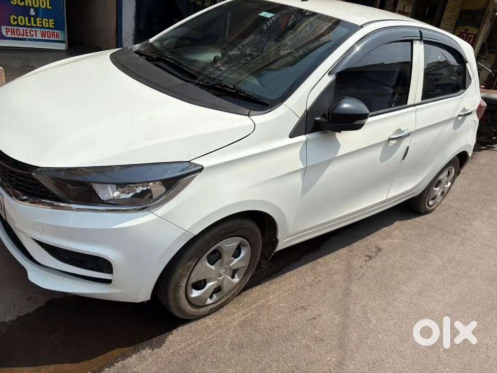 Tata Tiago 2023 Petrol 30000 Km Driven
