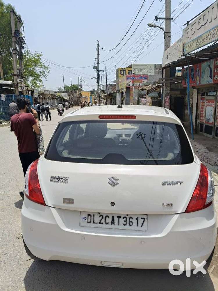 Maruti Suzuki Swift Lxi, 2014, Cng & Hybrids
