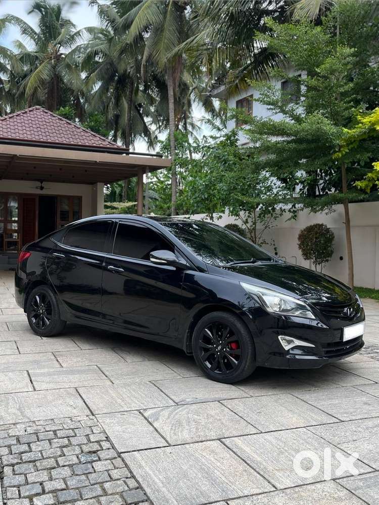 Hyundai Verna 2016