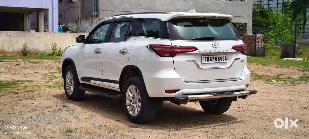 Toyota Fortuner 4x4 Manual Limited Edition, 2024, Diesel