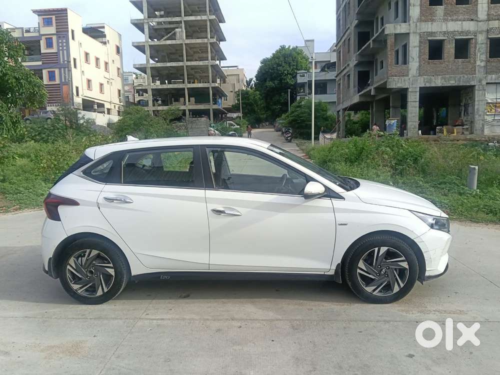 Hyundai I20 Asta 1.2 Ivt, 2022, Petrol
