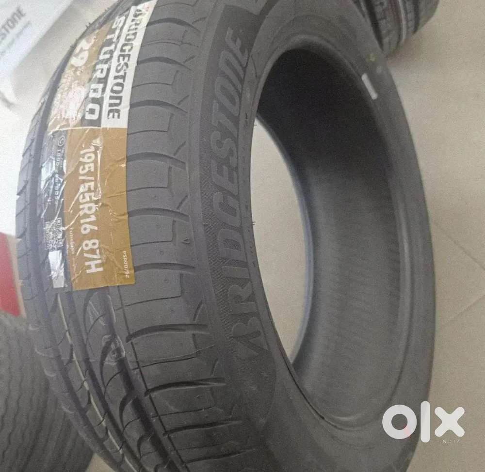 Size 195/55/r16 Bridgestone Sturdo Delear Price 6,000 Rs Each