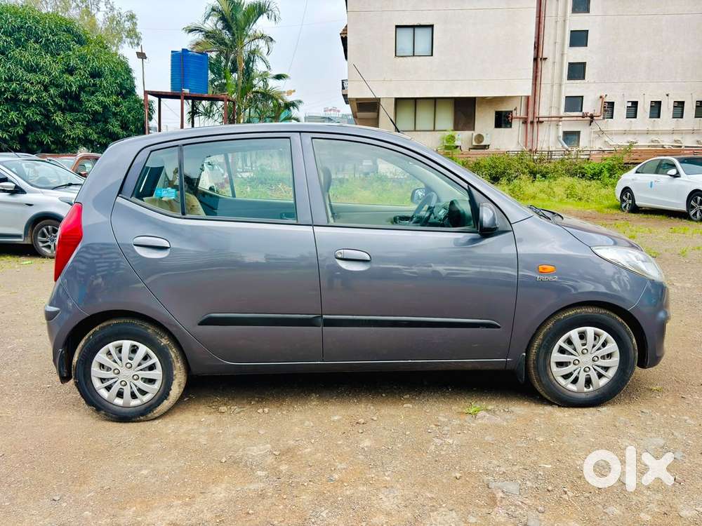 Hyundai I10 Sportz, 2016, Petrol