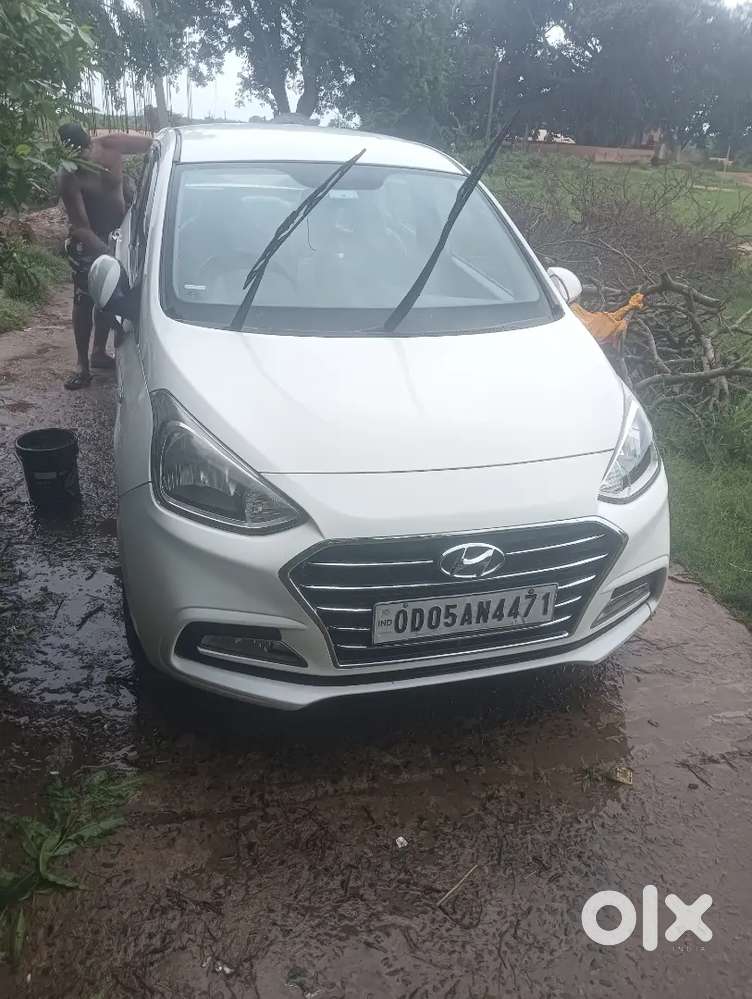 Hyundai Xcent 8 Petrol 80000 Km Driven
