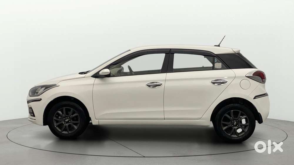 Hyundai Elite I20 Sportz Plus, 2020, Petrol