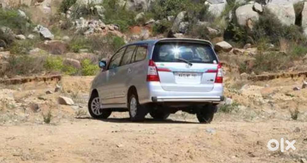 Toyota Innova 2015 Diesel 255000 Km Driven