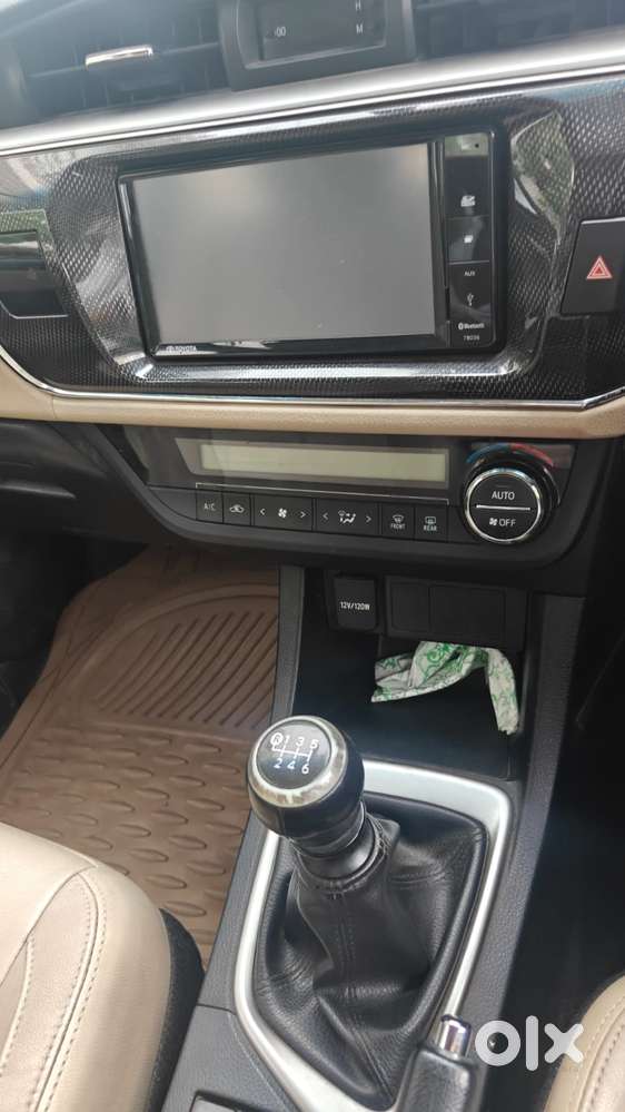 Toyota Corolla Altis Gl Mt, 2015, Petrol