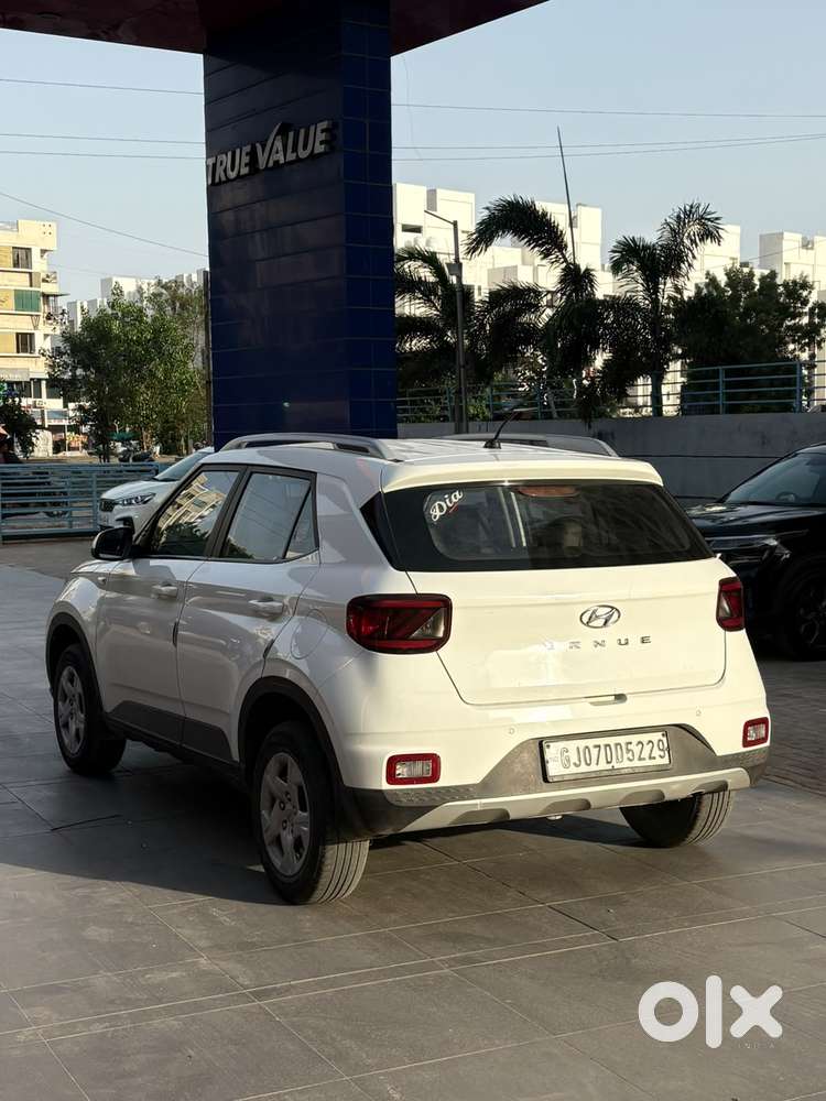 Hyundai Venue S, 2021, Petrol