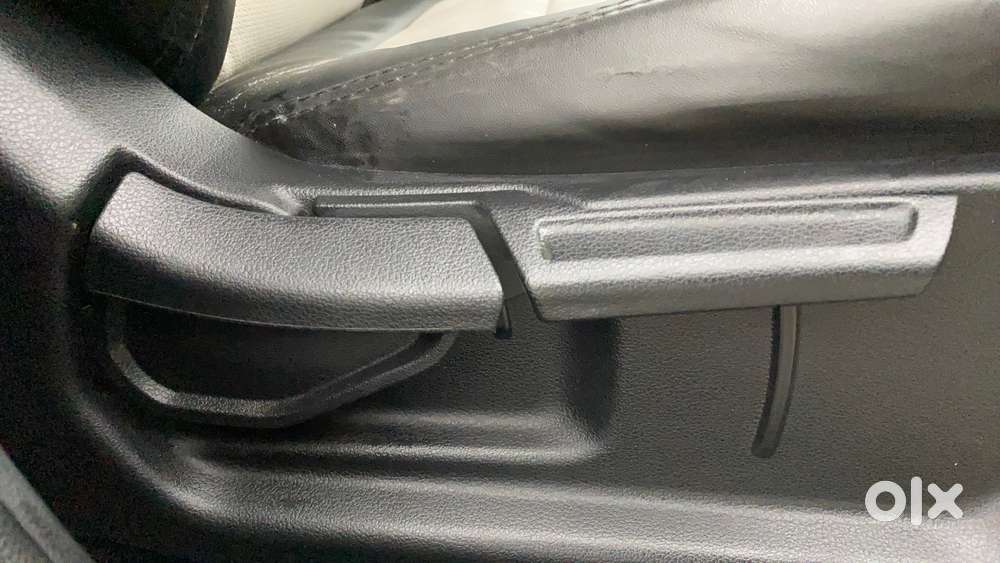 Hyundai Venue 1.0 S (o) Turbo Dct, 2022, Petrol