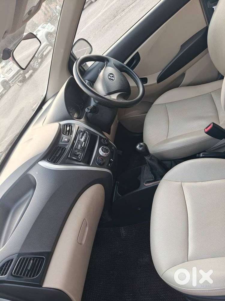 Hyundai Eon Era +, 2017, Petrol