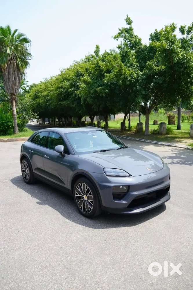 Porsche Macan Ev 4s  2025