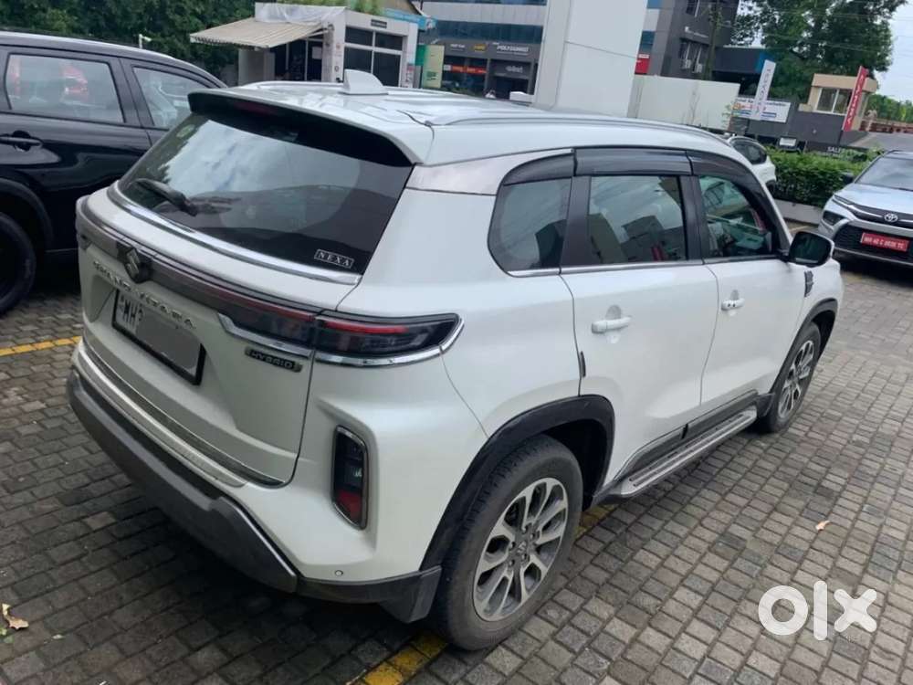 Maruti Suzuki Grand Vitara 1.5 Alpha Smart Hybrid At, 2023, Petrol