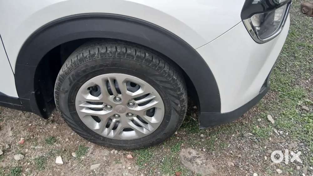 Kia Carens Petrol Manual 2024