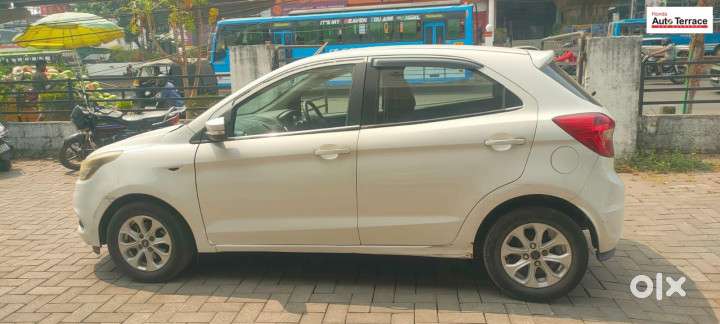 Ford Figo 1.2p Titanium Opt Mt, 2015, Petrol