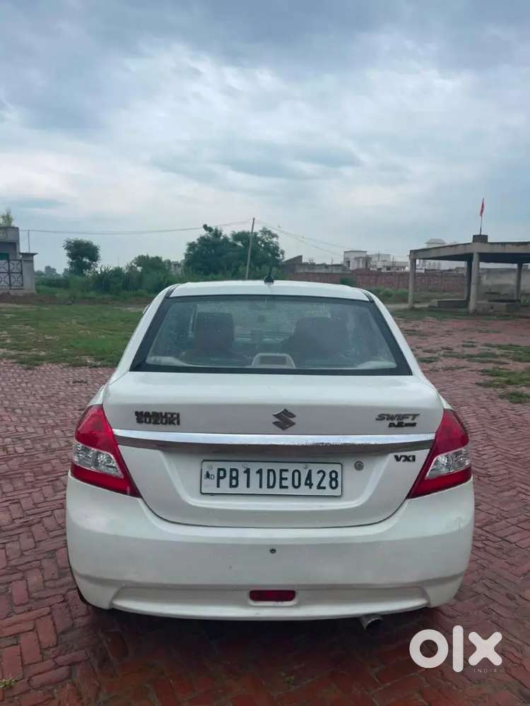 Maruti Suzuki Dzire 1.2 2016